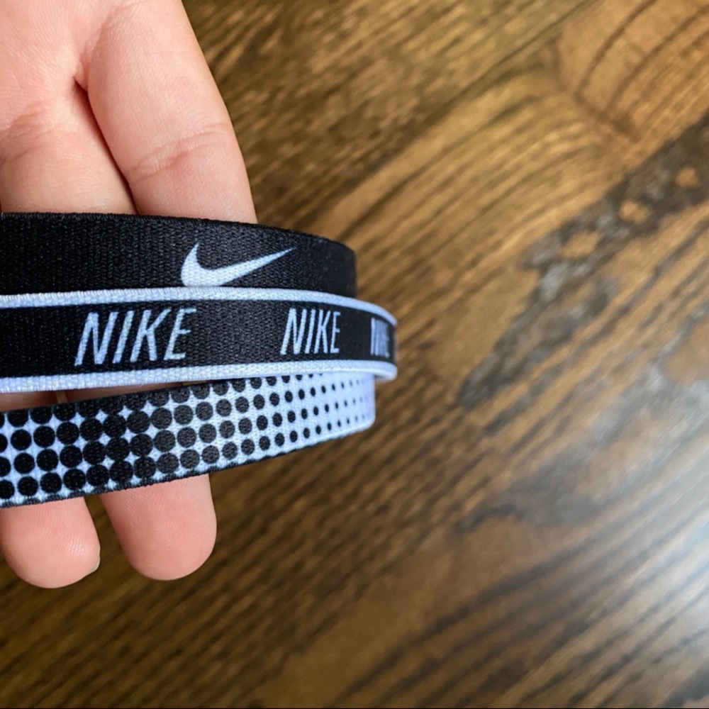 Nike headbands set
